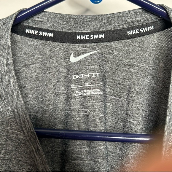Nike Dri Fit Swim Shirt Heather Gray mens Medium UPF 40+ - Picture 2 of 4